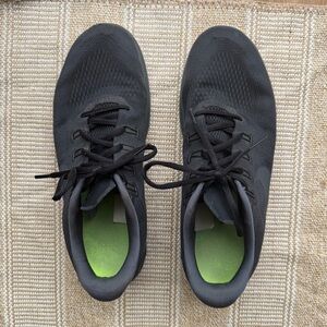 Men's Black Nike Running Shoes